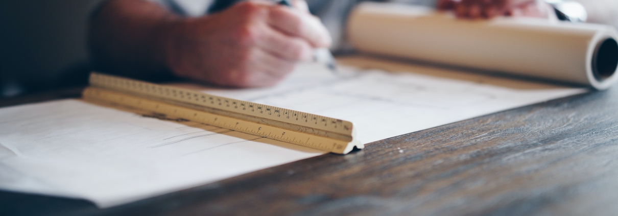 ¿Por qué es importante contar con un arquitecto en la rehabilitación de edificios antiguos en Valencia?