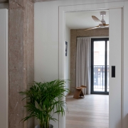 Cómo la arquitectura mediterránea se reinventa con materiales sostenibles y diseño moderno